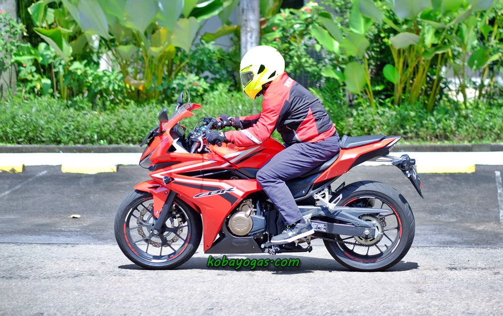 tuh dipake waktu sesi foto cbr500r
