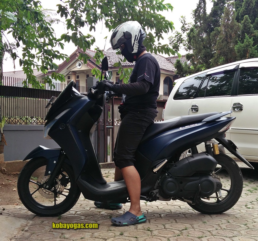 Cara Naik Yamaha Lexi Biar Gak Jinjit 5
